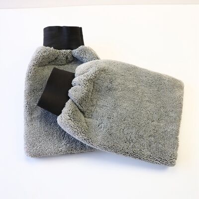 Buen precio Guante de limpieza de automóviles de microfibra de alta absorción / guantes de lavado de automóviles 57 Gsm en línea