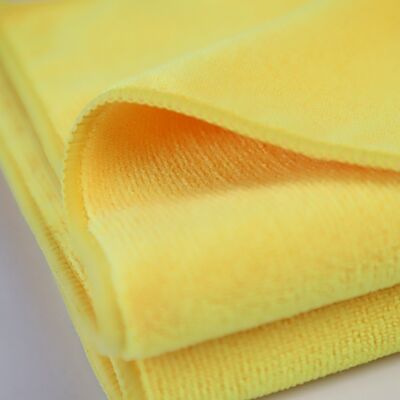 Buen precio Toallas de limpieza de microfibra de 200 gramos 30x30 cm 80% poliéster 20% poliamida Tricotada para limpieza doméstica en línea