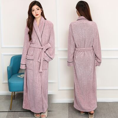 Хорошая цена Халат из кораллового флиса плотностью 350 г/м², бамбукового угля, 85 % полиэстера, 15 % полиамида. онлайн